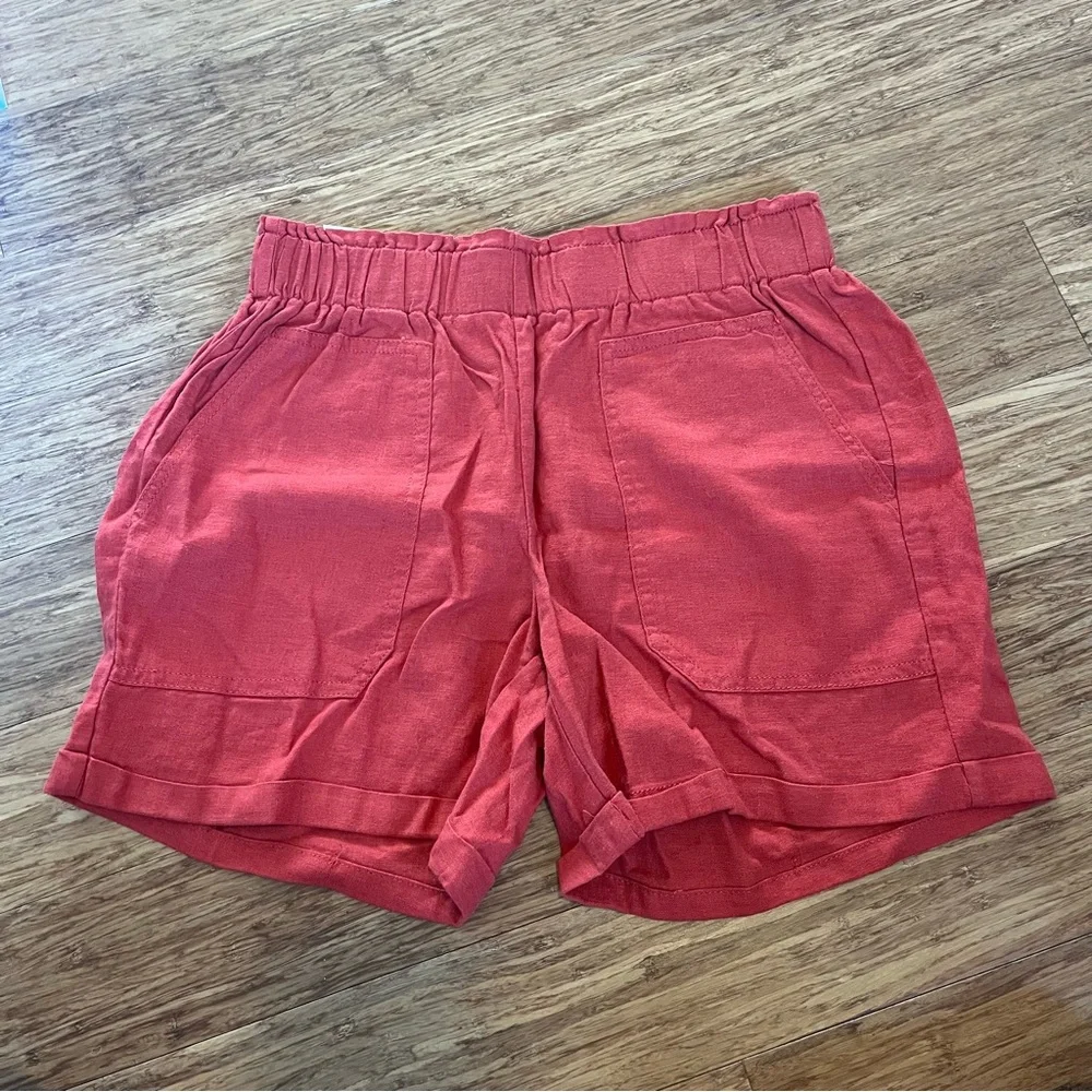 Briggs New York Women's Vibrant Red High Waisted Shorts